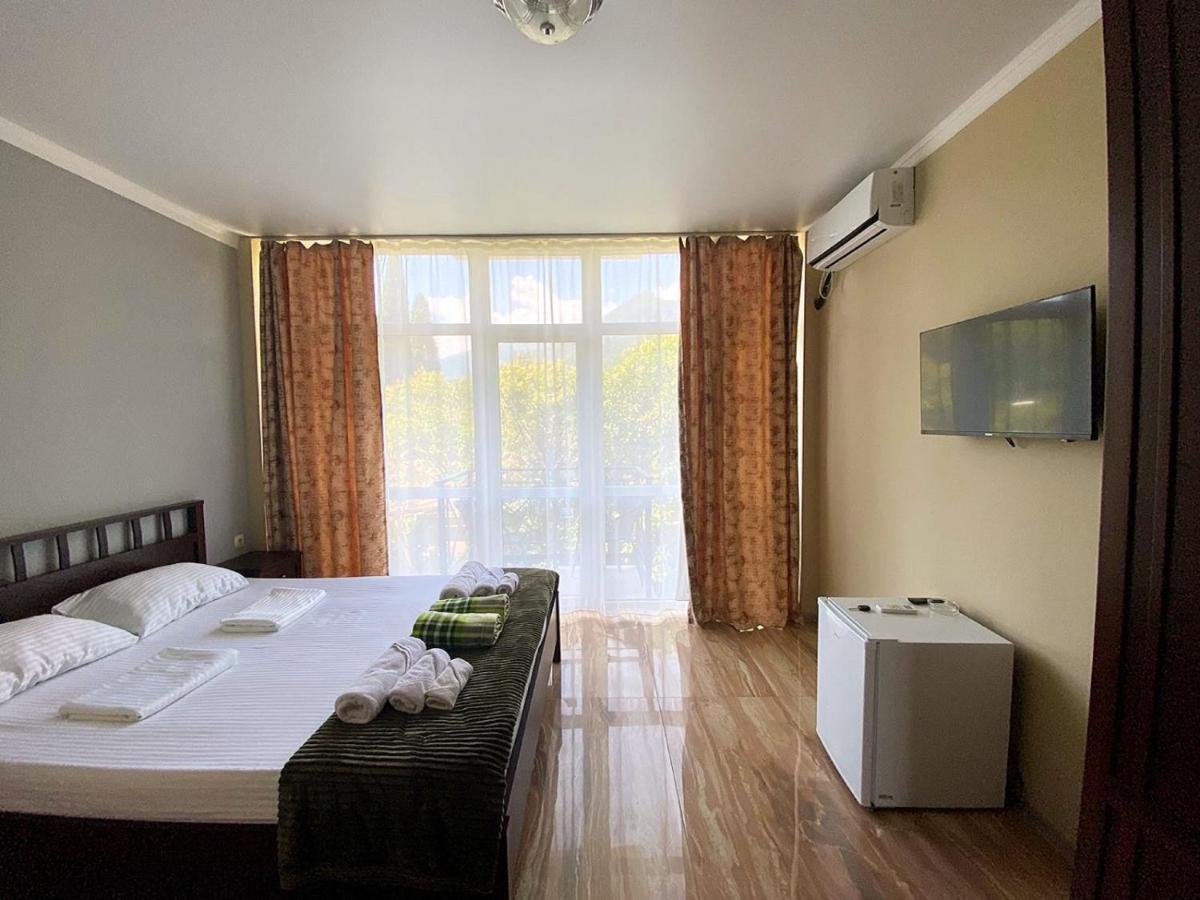 Hotel Golden Gagra Exterior foto